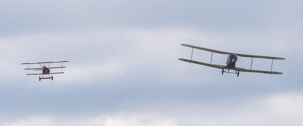 Fokker DR.1 Triplane VH-FXP pursuing Bristol Fighter F2B VH-IIZ during their flying display at TAVAS GWFD 2018.