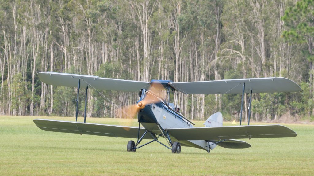 De Havilland DH.60M Moth VH-ULP taxiing at TAVAS GWFD 2018.
