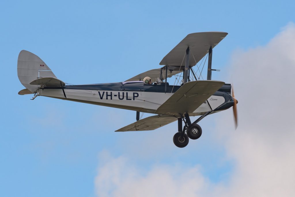 De Havilland DH.60M Moth VH-ULP in flight at TAVAS GWFD 2018.