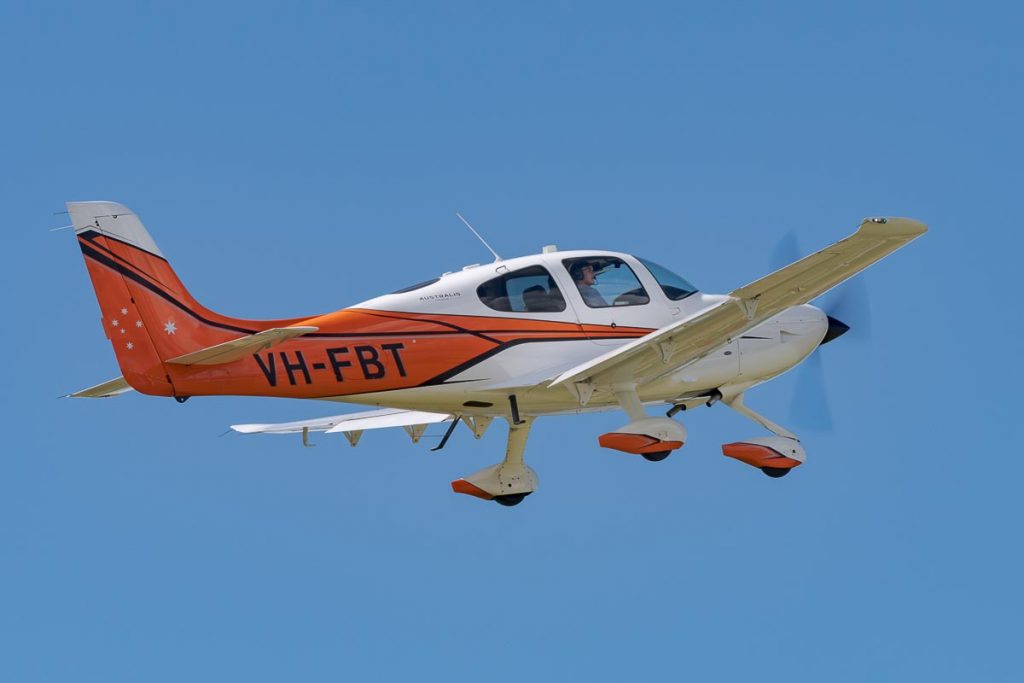 Cirrus SR22 VH-FBT taking off at TAVAS GWFD.