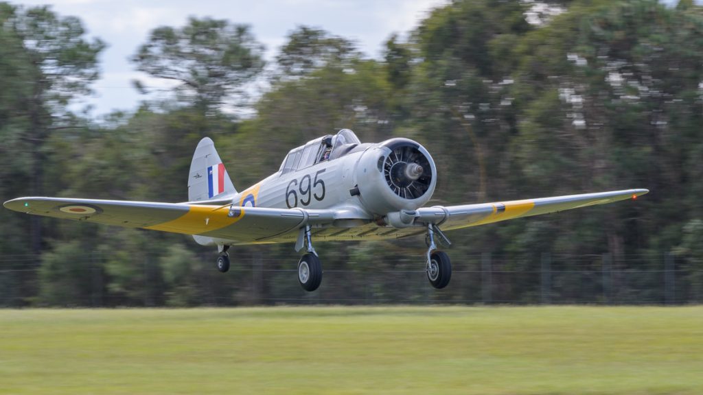 CAC CA-16 Wirraway VH-MFW taking off at TAVAS GWFD 2018.
