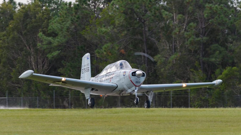 Beechcraft T-34A Mentor VH-XUS takes off during TAVAS GWFD 2018.