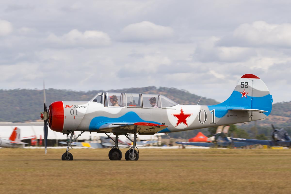 Yakovlev Yak-52 VH-YFO in action at Red Thunder 2018 airshow.