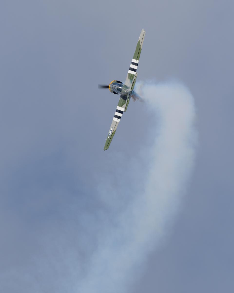 Yakovlev Yak-52 VH-YRO in action at Red Thunder 2018 airshow.