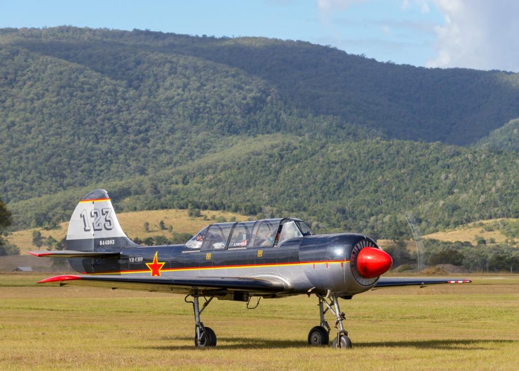 Yakovlev Yak-52 VH-UHO in action at Red Thunder 2018 airshow.