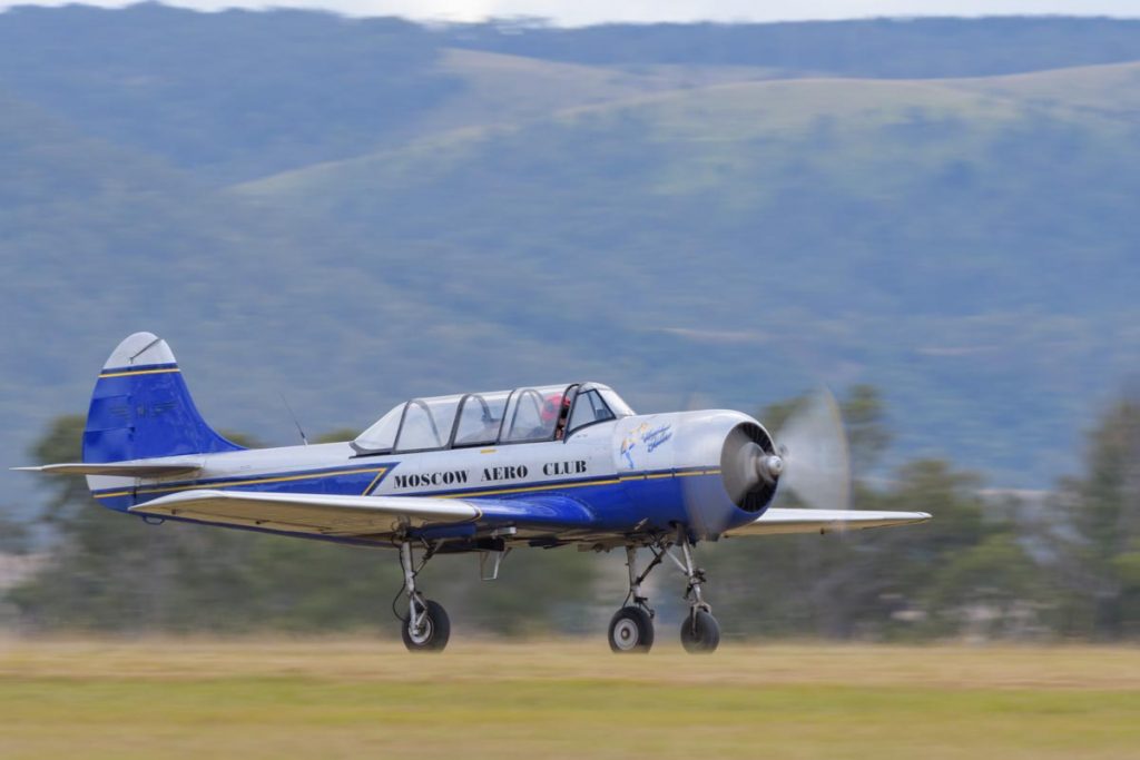 Yakovlev Yak-52 VH-VMI "Vodka Blue" in action at Red Thunder 2018 airshow.
