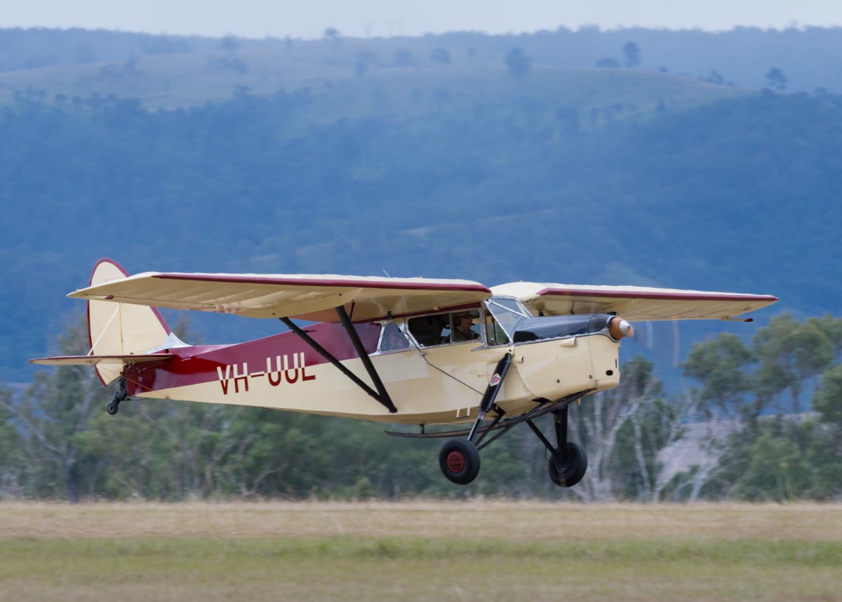 De Havilland DH.85 Leopard Moth VH-UUL takes off at Red Thunder 2018 airshow.