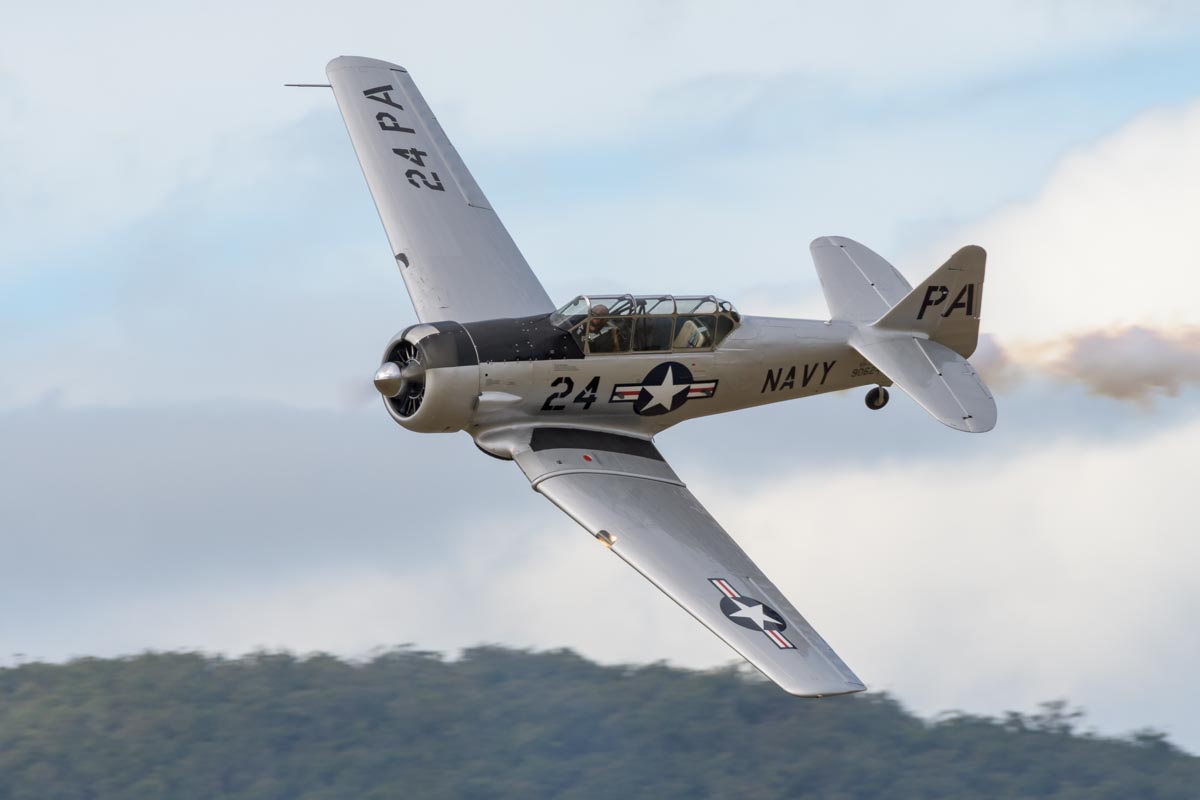 North American SNJ-5 Texan VH-USN in action at Red Thunder 2018 airshow.