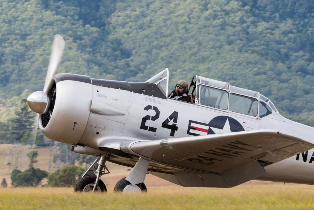 North American SNJ-5 Texan VH-USN in action at Red Thunder 2018 airshow.