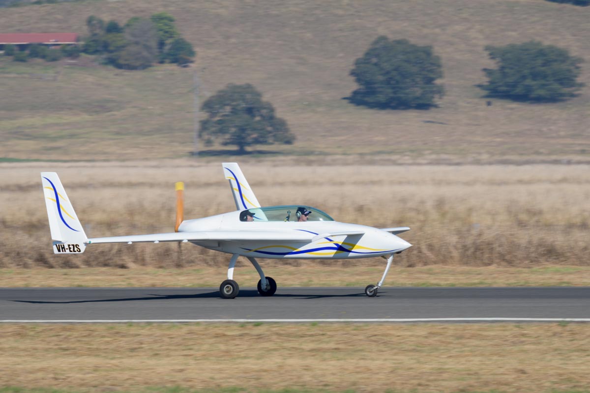 Rutan Long-EZ VH-EZS takes off at Lismore Aviation Expo 2018 airshow.