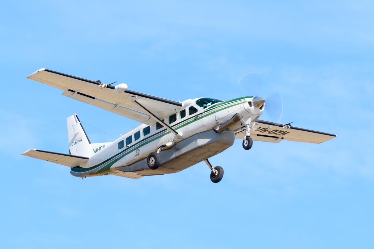 FAST Aviation Cessna 208B Grand Caravan VH-OZH takes off for a joy flight at the Lismore Aviation Expo 2018 public airshow.