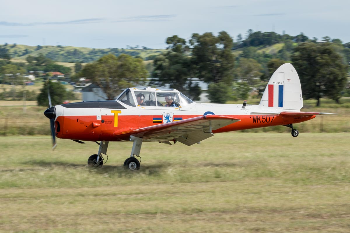 De Havilland Canada DHC-1 Mk 22 Chipmunk VH-SSJ landing at the Airsport Qld breakfast fly-in.