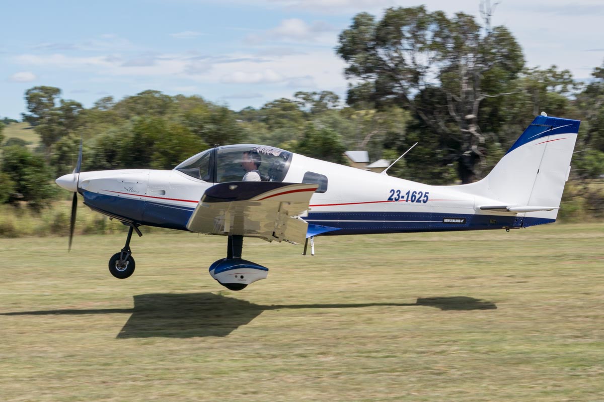 Aircraft Factory Sling 2 23-1625 takes off at the Airsport Qld breakfast fly-in.