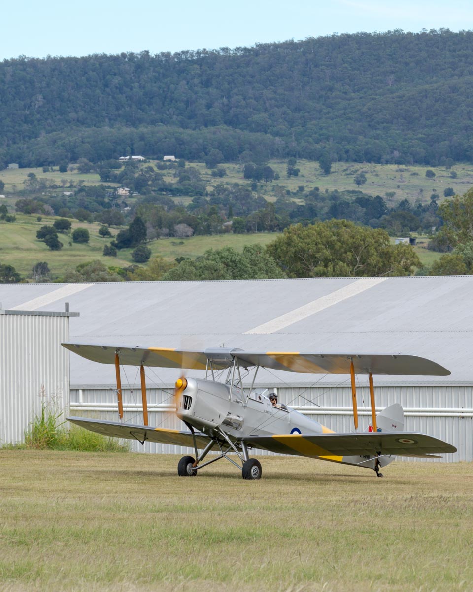 De Havilland DH.82A Tiger Moth VH-WII preparing to taxi at the Airsport Qld breakfast fly-in.